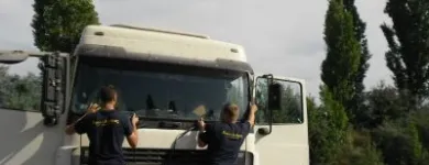 1 üzleti kép GLASS TRADE KFT. Üvegezés ban/ben Dunaújváros FE