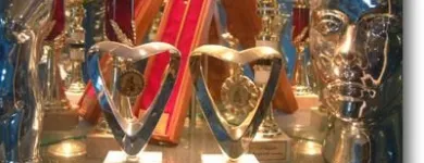 1 üzleti kép GT REFLECT BT. Üzletek ban/ben Gyömrő PE