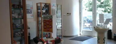 2 üzleti kép HANSÁG GYÓGYSZERTÁR Gyógyszertárak ban/ben Kapuvár GS