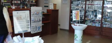 8 üzleti kép HANSÁG GYÓGYSZERTÁR Gyógyszertárak ban/ben Kapuvár GS