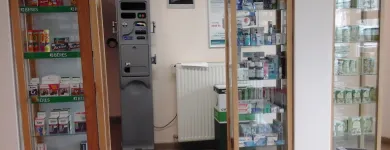 12 üzleti kép HANSÁG GYÓGYSZERTÁR Gyógyszertárak ban/ben Kapuvár GS