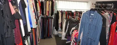 4 üzleti kép HUSZONKETTES Üzletek ban/ben Szeged CS