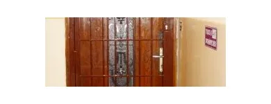 1 üzleti kép IFJ. KNAPP PÉTER Vagyonvédelem, biztonságtechnika ban/ben Budapest