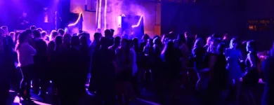 7 üzleti kép KARDOS RENDEZVÉNY KIVITELEZÉS! HANGOSÍTÁS, FÉNY, SZÍNPAD ÉS SZÍNPADFEDÉS! Üzleti szolgáltatások ban/ben Kecskemét BK