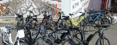 12 üzleti kép KERÉKPÁRSZALON BOMBASTIC BRINGASTIC Kerékpárok ban/ben Miskolc BZ
