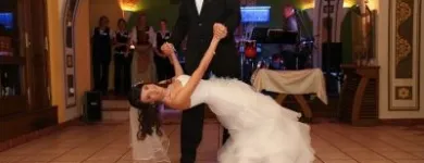 2 üzleti kép KIRICSES BEATRIX ESKÜVŐSZERVEZŐ Üzleti szolgáltatások ban/ben Veszprem VE