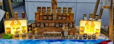 3 üzleti kép KISS CSALÁDI MÉHÉSZET Méhészet ban/ben Székesfehérvár FE