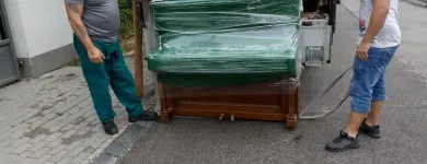 12 üzleti kép KÖLTÖZTETÉS - ÁRUSZÁLLÍTÁS Szállítás, logisztika ban/ben Budapest PE