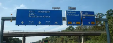 18 üzleti kép KÖLTÖZTETÉS - ÁRUSZÁLLÍTÁS Szállítás, logisztika ban/ben Budapest PE