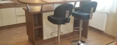 2 üzleti kép KONYHAHÁZ Üzletek ban/ben Kecskemét BK