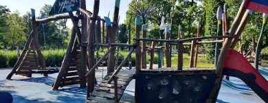 3 üzleti kép KORONÁS PARK Sport & Szabadidő ban/ben Székesfehérvár FE