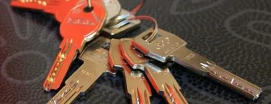 41 üzleti kép KULCSRA KÉS(Z) AUTÓKULCS MÁSOLÁS, JAVÍTÁS, KULCSMÁSOLÁS, ÉLEZÉS, ZÁRJAVÍTÁS Üzleti szolgáltatások ban/ben Székesfehérvár FE