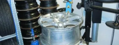 1 üzleti kép LEDÓ GUMISZERVIZ Üzletek ban/ben Veszprém