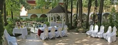 4 üzleti kép MAGISTRE RENDEZVÉNY ÉS ESKÜVŐ SZERVEZŐ KFT. Üzleti szolgáltatások ban/ben Tatabánya KE