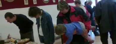 16 üzleti kép MEP MERÍTETT PAPÍR BT Üzletek ban/ben Székesfehérvár FE