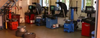 2 üzleti kép NAGY JÁNOS VREDESTEIN GUMISZERVIZ Gumiabroncsok ban/ben Debrecen HB