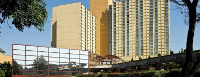1 üzleti kép NOVOTEL BUDAPEST CITY & BUDAPEST CONGRESS CENTER Szállodák ban/ben Budapest PE