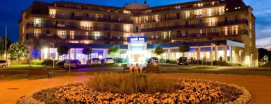 1 üzleti kép PARK INN BY RADISSON SÁRVÁR RESORT & SPA Vendéglátás ban/ben Sárvár VA