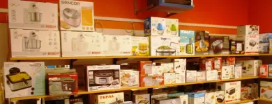 2 üzleti kép PREMIER MŰSZAKI ÁRUHÁZ MOSONMAGYARÓVÁR Műszaki cikkek, iparcikkek ban/ben Mosonmagyaróvár GS