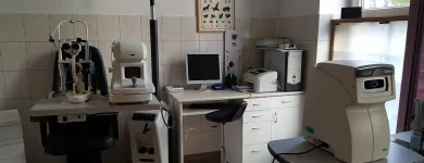 10 üzleti kép PUPILLA OPTIKA SZEMVIZSGÁLAT SZEMÜVEG KÉSZÍTÉS Optika, optikai cikkek ban/ben Debrecen HB