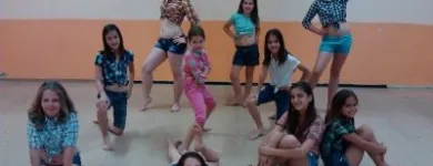 5 üzleti kép REVANS TÁNC Tábor, erdei iskola ban/ben Budapest PE