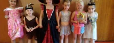 10 üzleti kép REVANS TÁNC Tábor, erdei iskola ban/ben Budapest PE