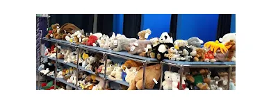 12 üzleti kép SECOND HAND Üzletek ban/ben Győr GS
