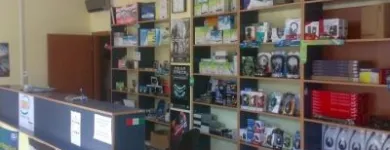 2 üzleti kép SH COMPUTER TRADE Számítástechnika & Elektronika ban/ben Szolnok JN