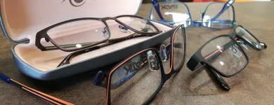 6 üzleti kép SZABÓ OPTIKA Optika, optikai cikkek ban/ben Sárvár VA