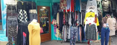 9 üzleti kép T.L.T. FASHION Üzletek ban/ben Szeged CS