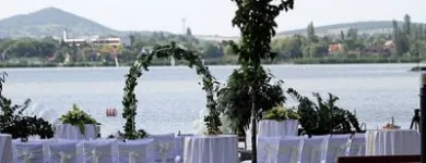 7 üzleti kép VELENCE RESORT & SPA**** SZÁLLODA ÉS WELLNESSFÜRDŐ Termálfürdő, gyógyfürdő ban/ben Velence FE