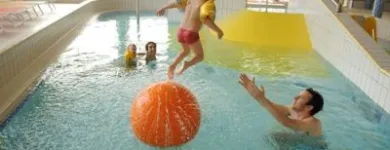 16 üzleti kép VELENCE RESORT & SPA**** SZÁLLODA ÉS WELLNESSFÜRDŐ Termálfürdő, gyógyfürdő ban/ben Velence FE