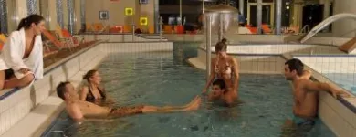 23 üzleti kép VELENCE RESORT & SPA**** SZÁLLODA ÉS WELLNESSFÜRDŐ Termálfürdő, gyógyfürdő ban/ben Velence FE