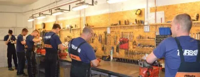 2 üzleti kép WIZARD TURBO Autó-motor alkatrész ban/ben Budapest