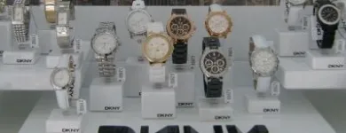 3 üzleti kép ZVEKKER ÓRASZALON Üzletek ban/ben Békéscsaba BC