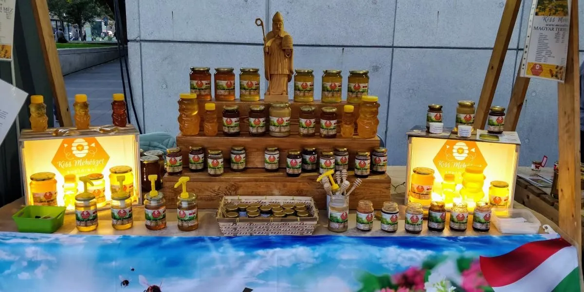 3 üzleti kép KISS CSALÁDI MÉHÉSZET