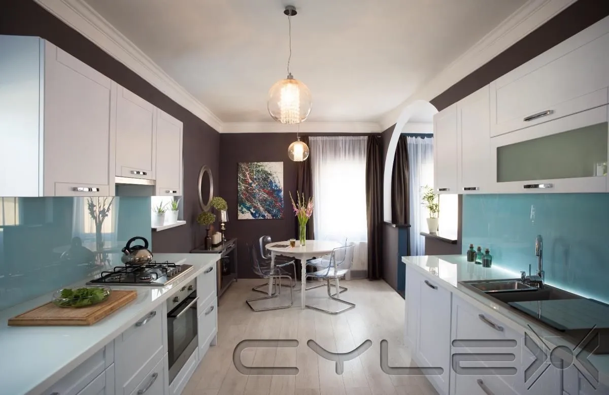 16 üzleti kép REFORM INTERIORS
