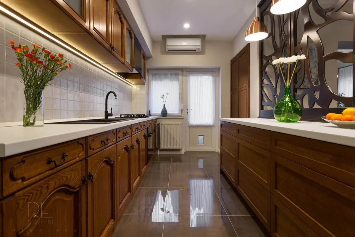 2 üzleti kép REFORM INTERIORS