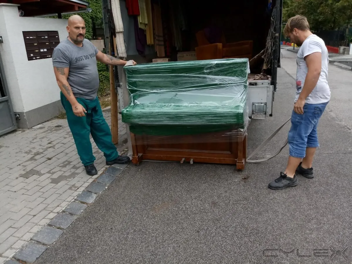 12 üzleti kép KÖLTÖZTETÉS - ÁRUSZÁLLÍTÁS