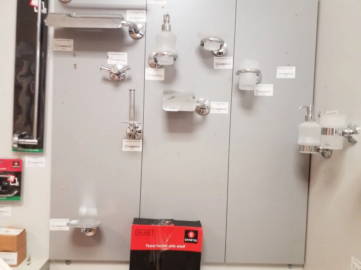 14 üzleti kép STADION SZERELVÉNYBOLT