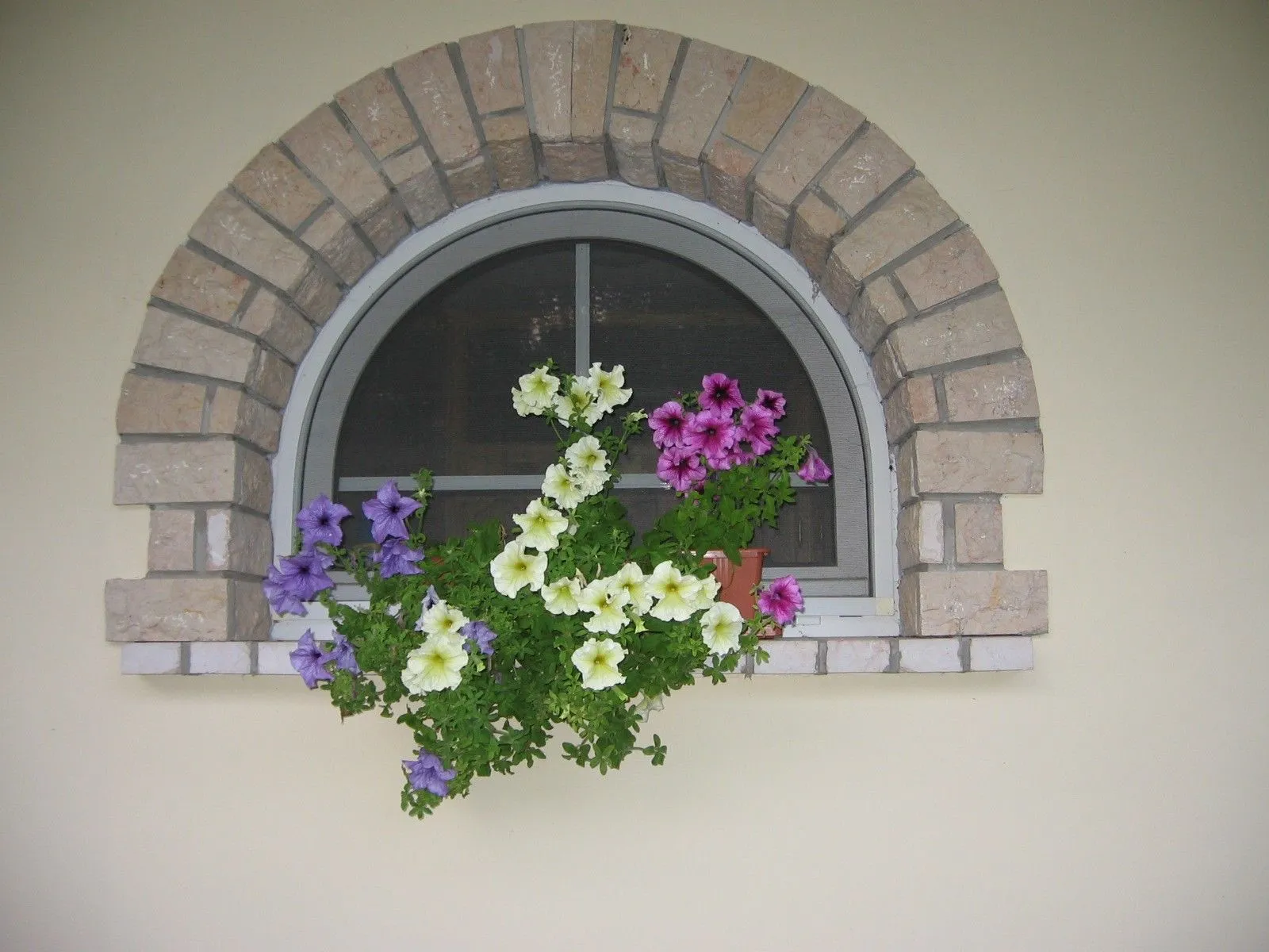 4 üzleti kép BONYPLAST BT.