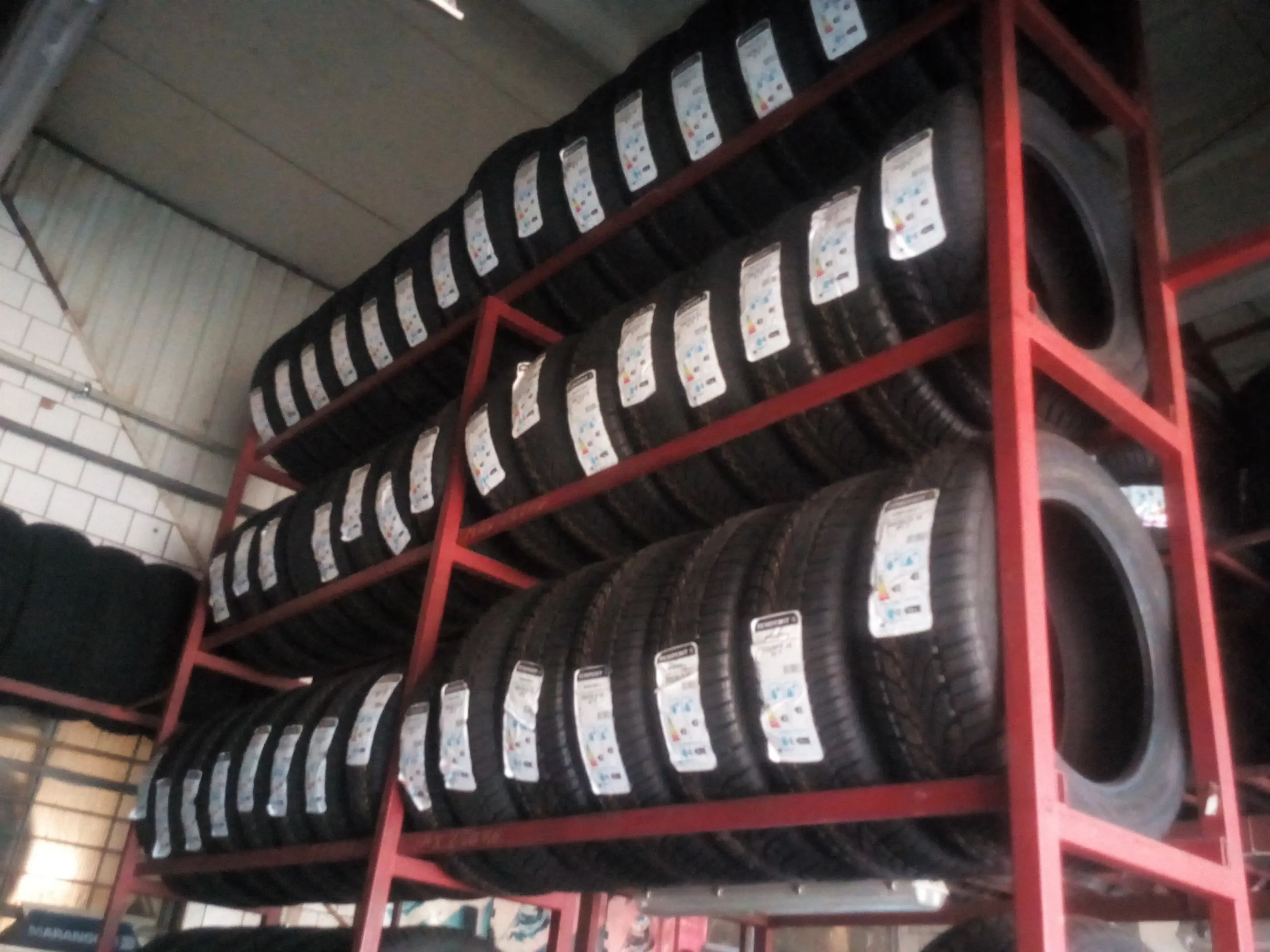 2 üzleti kép AMIRA ESKÜVŐI RUHASZALON