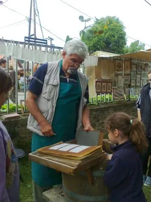 9 üzleti kép MEP MERÍTETT PAPÍR BT