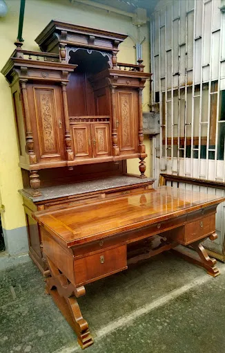 8 üzleti kép ECSERI MERCATO DELLE PULCI - GOODAPEST