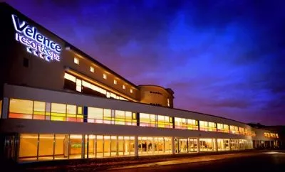 2 üzleti kép VELENCE RESORT & SPA**** SZÁLLODA ÉS WELLNESSFÜRDŐ