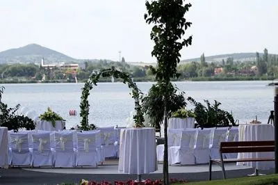7 üzleti kép VELENCE RESORT & SPA**** SZÁLLODA ÉS WELLNESSFÜRDŐ