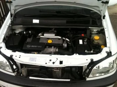 1 üzleti kép JUTAS KÉZI AUTÓMOSÓ