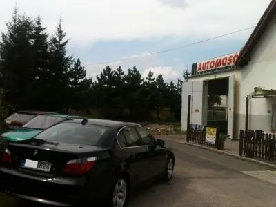 5 üzleti kép JUTAS KÉZI AUTÓMOSÓ