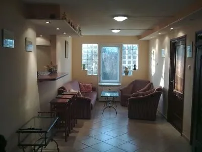 7 üzleti kép NYÁRFÁS VENDÉGHÁZ