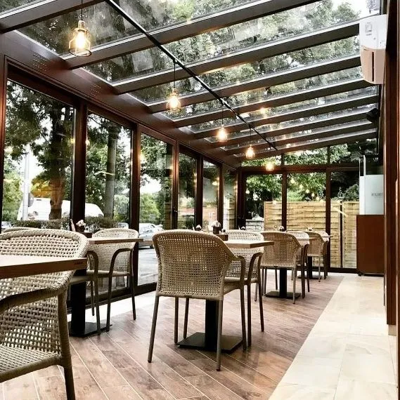 16 üzleti kép PINGVIN ÉTTEREM ÉS HIDEGKONYHA KOMÁROM